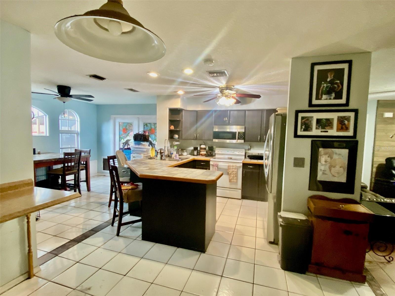 132 RUTGERS RD — photo 17