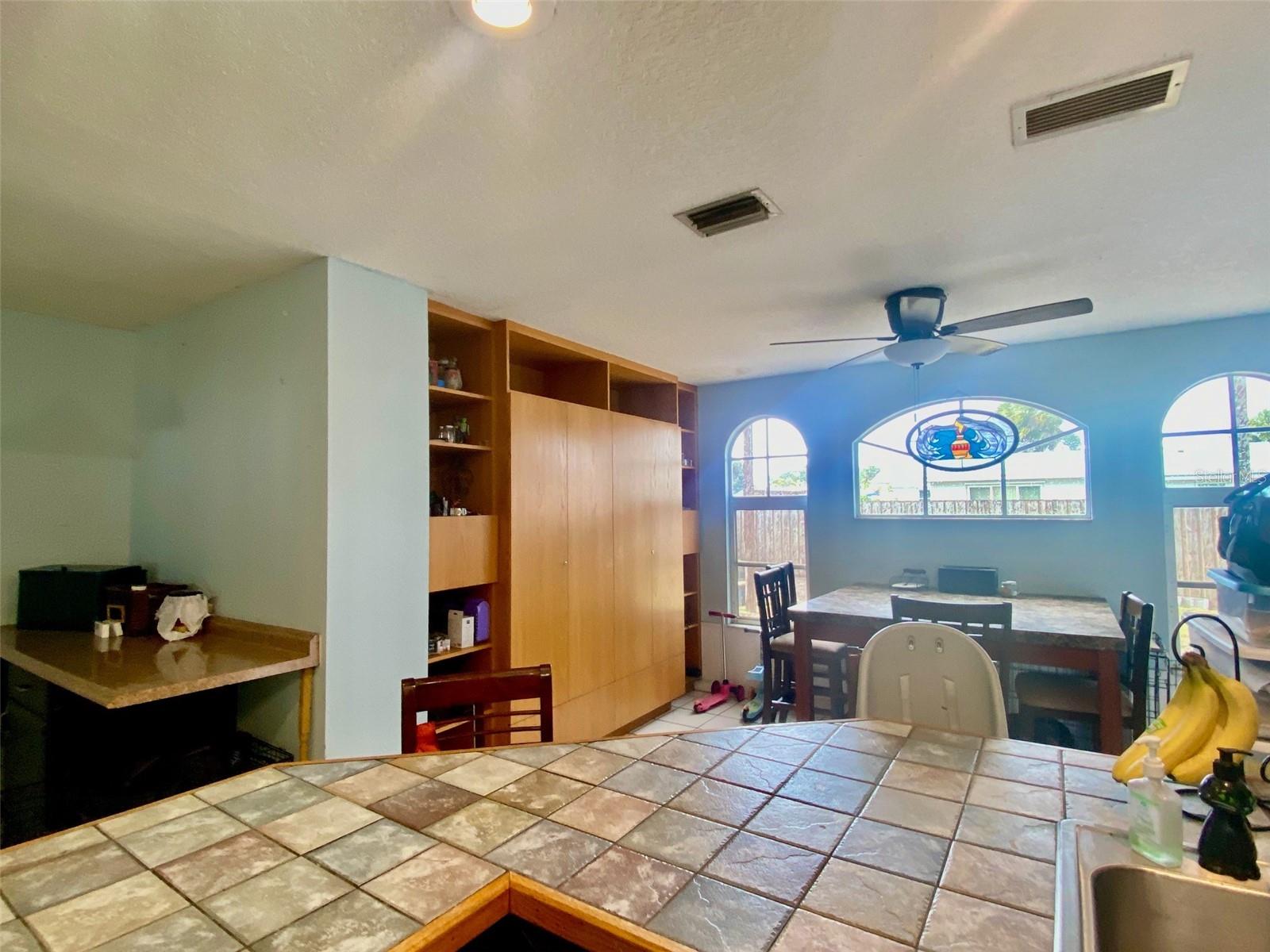 132 RUTGERS RD — photo 11