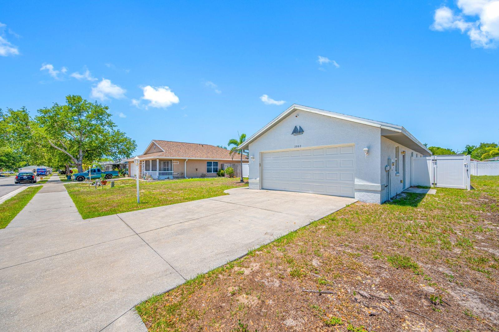 2802 93RD CT E — photo 31