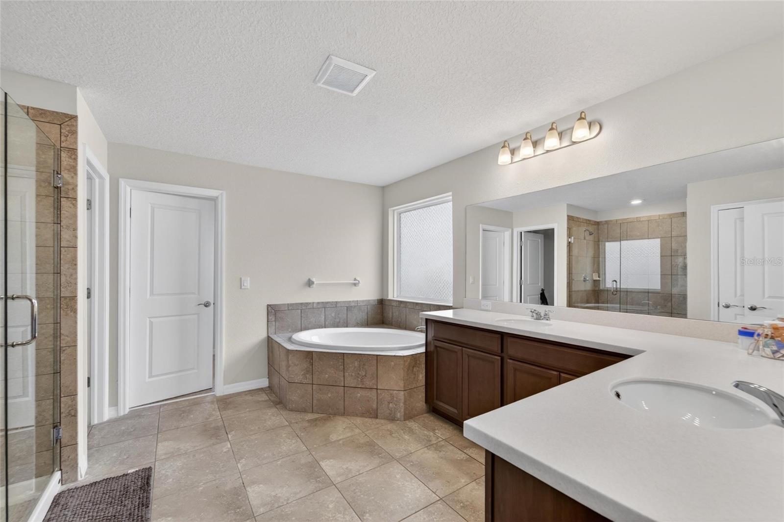 13519 PALMERA VISTA DR — photo 25