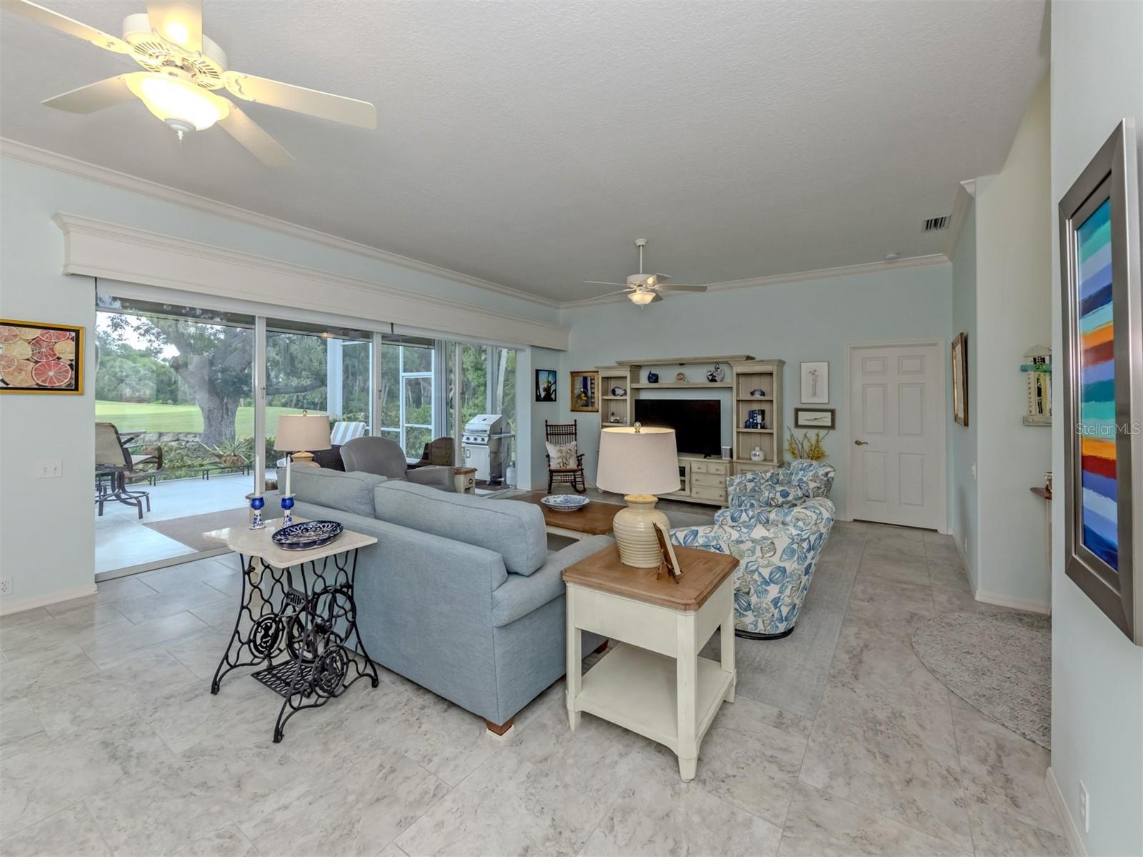 417 WELLINGTON CT — photo 6