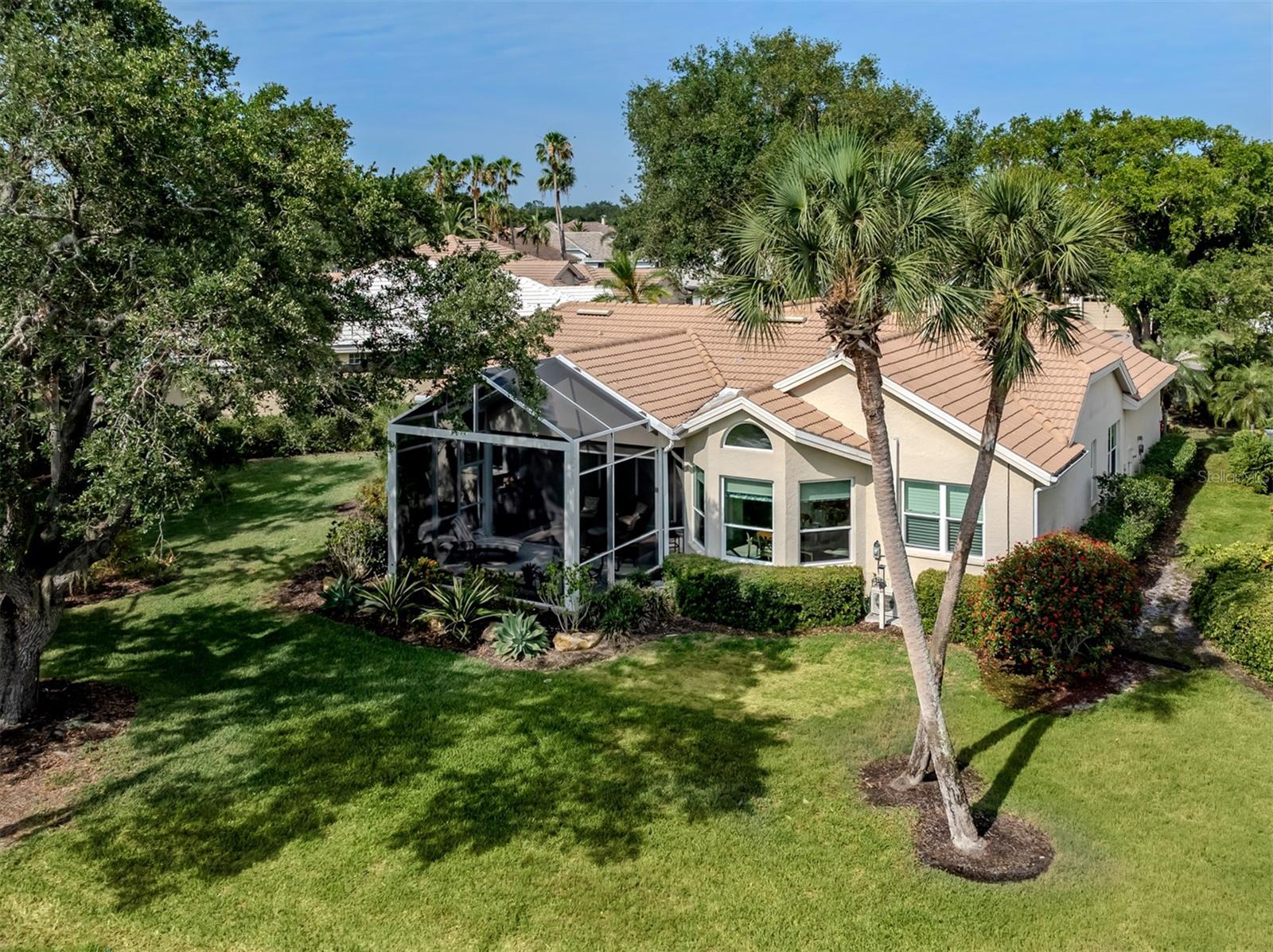 417 WELLINGTON CT — photo 35