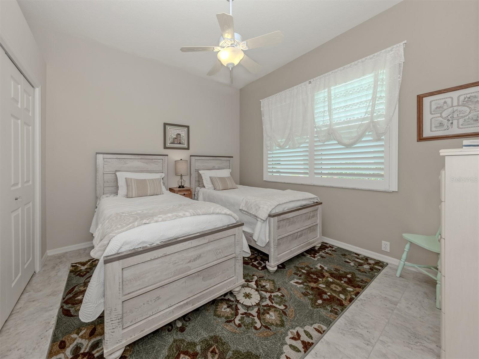 417 WELLINGTON CT — photo 23