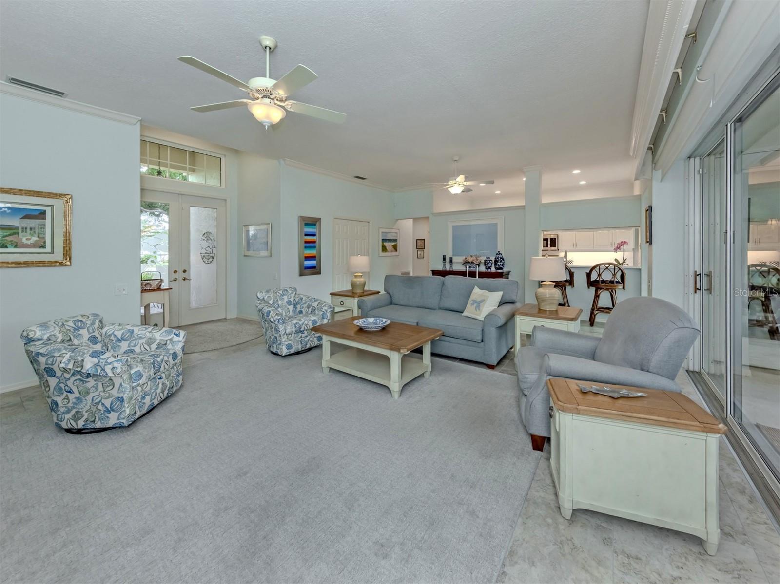 417 WELLINGTON CT — photo 9