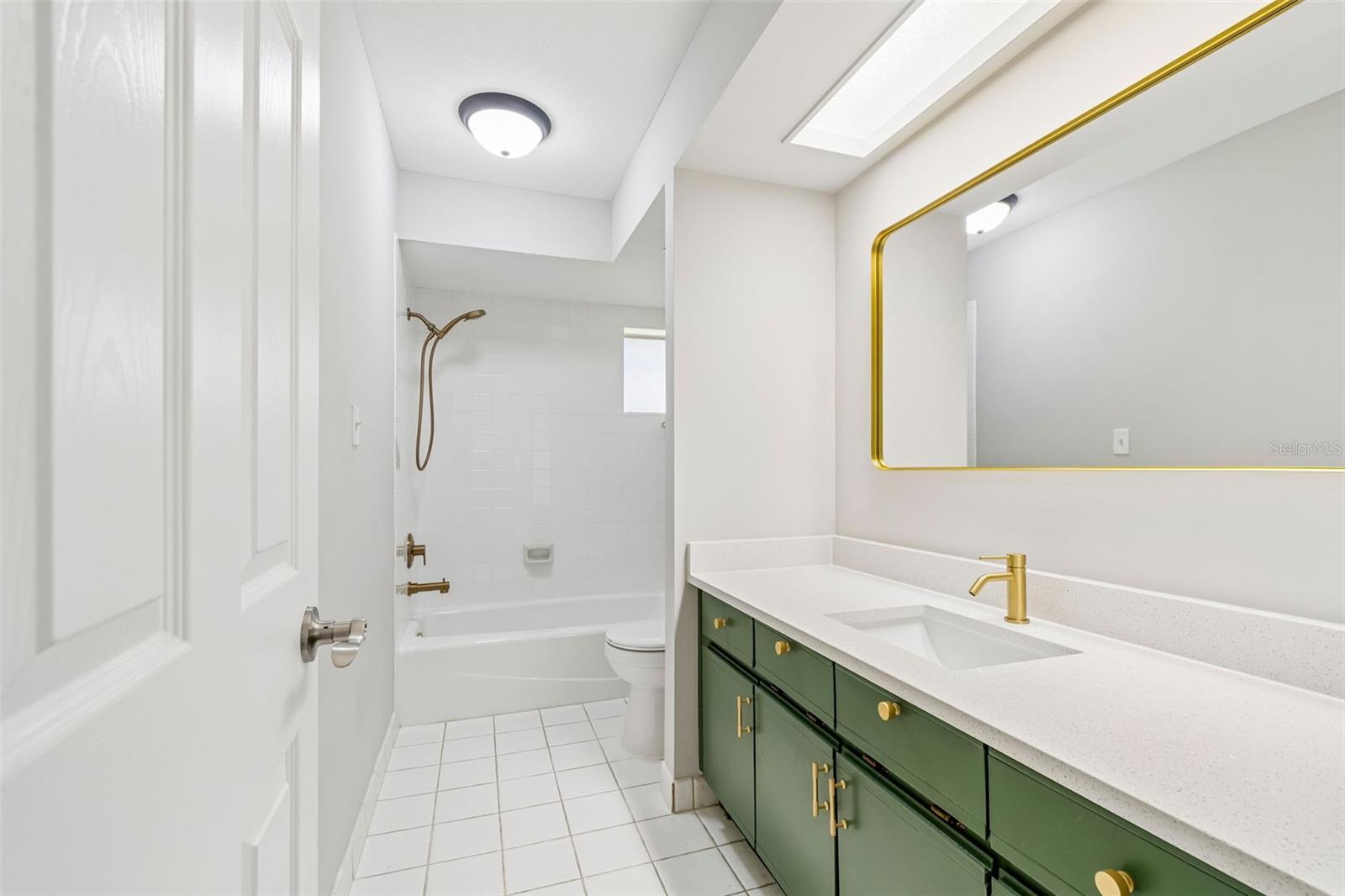 2533 DOLLY BAY DR #101 — photo 10