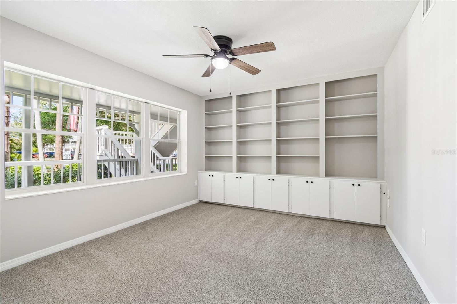 2533 DOLLY BAY DR #101 — photo 8