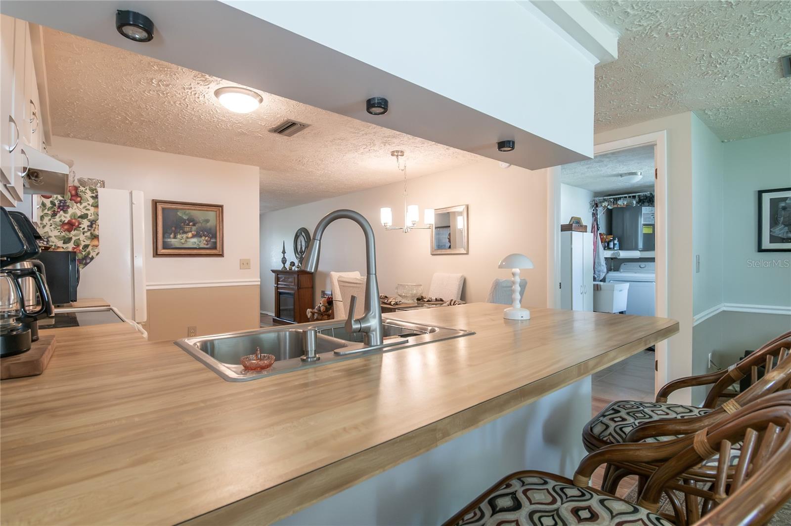 6710 RANCHWOOD LOOP — photo 13