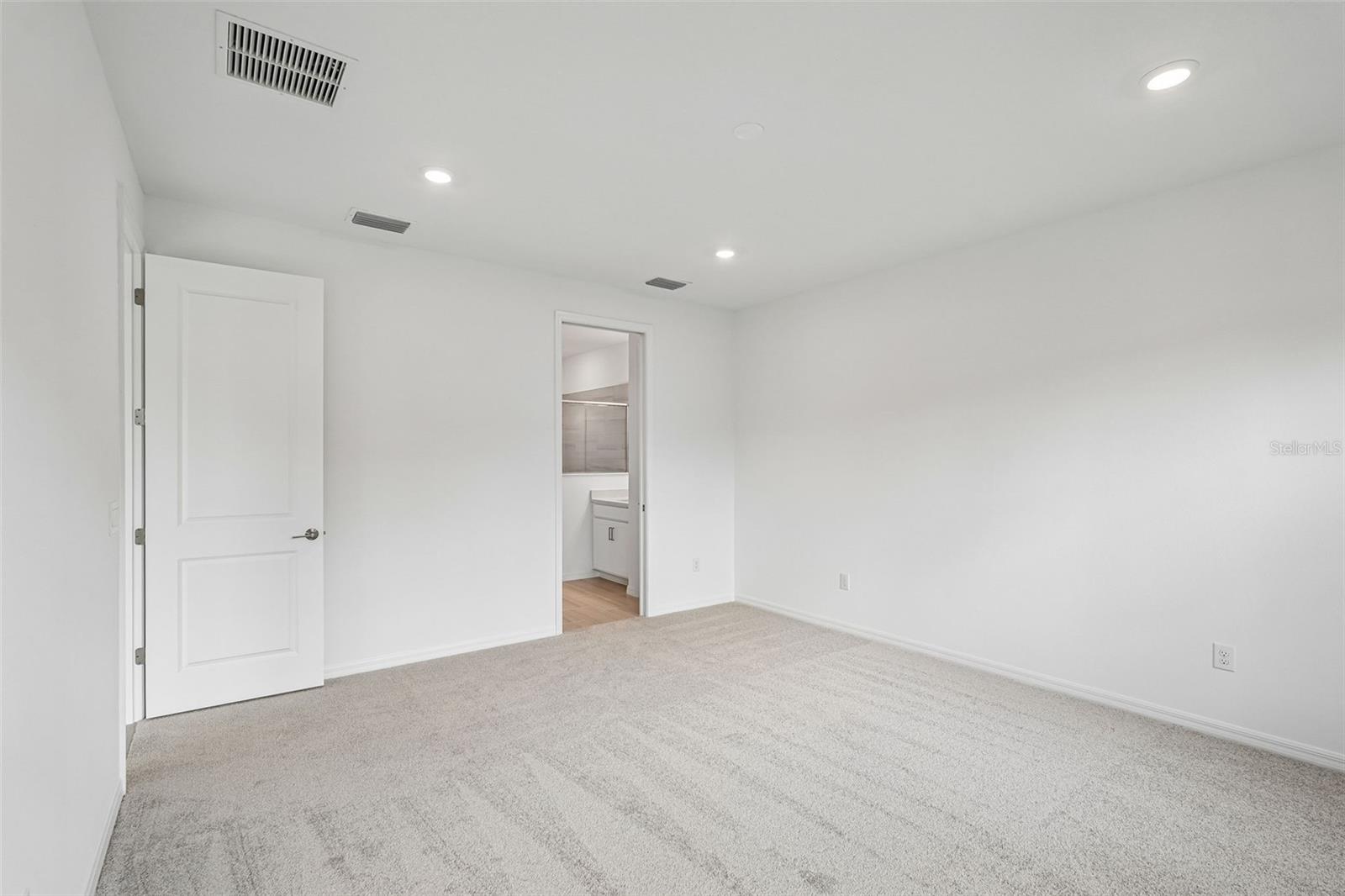7008 FOXBORO WAY — photo 14