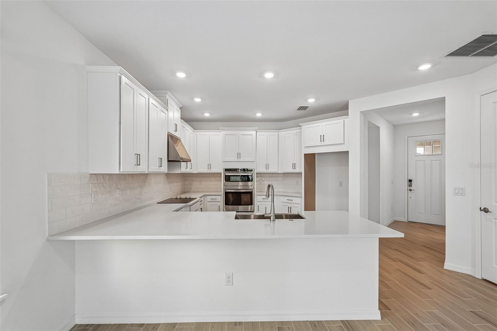 7008 FOXBORO WAY — photo 10