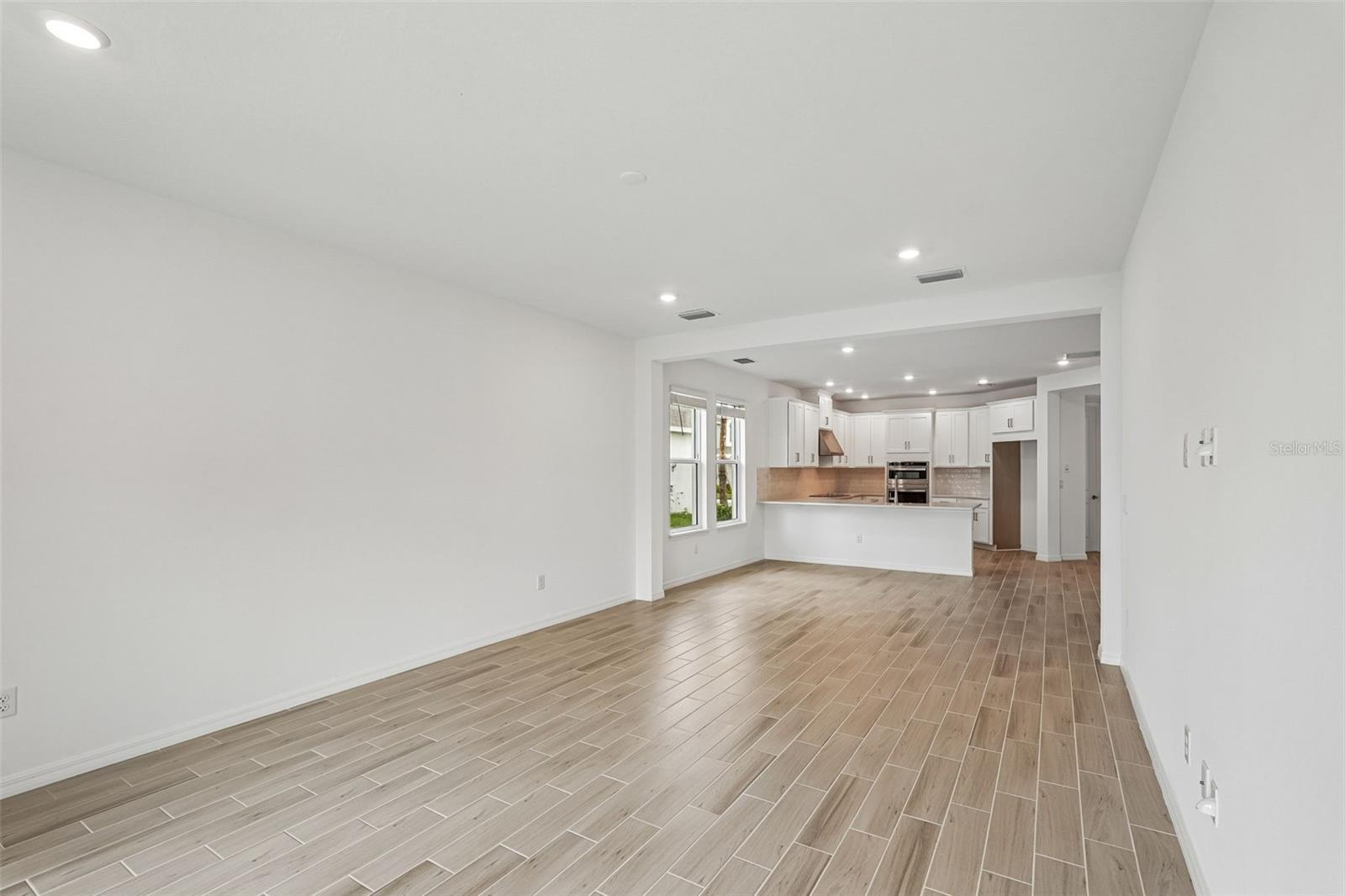 7008 FOXBORO WAY — photo 9