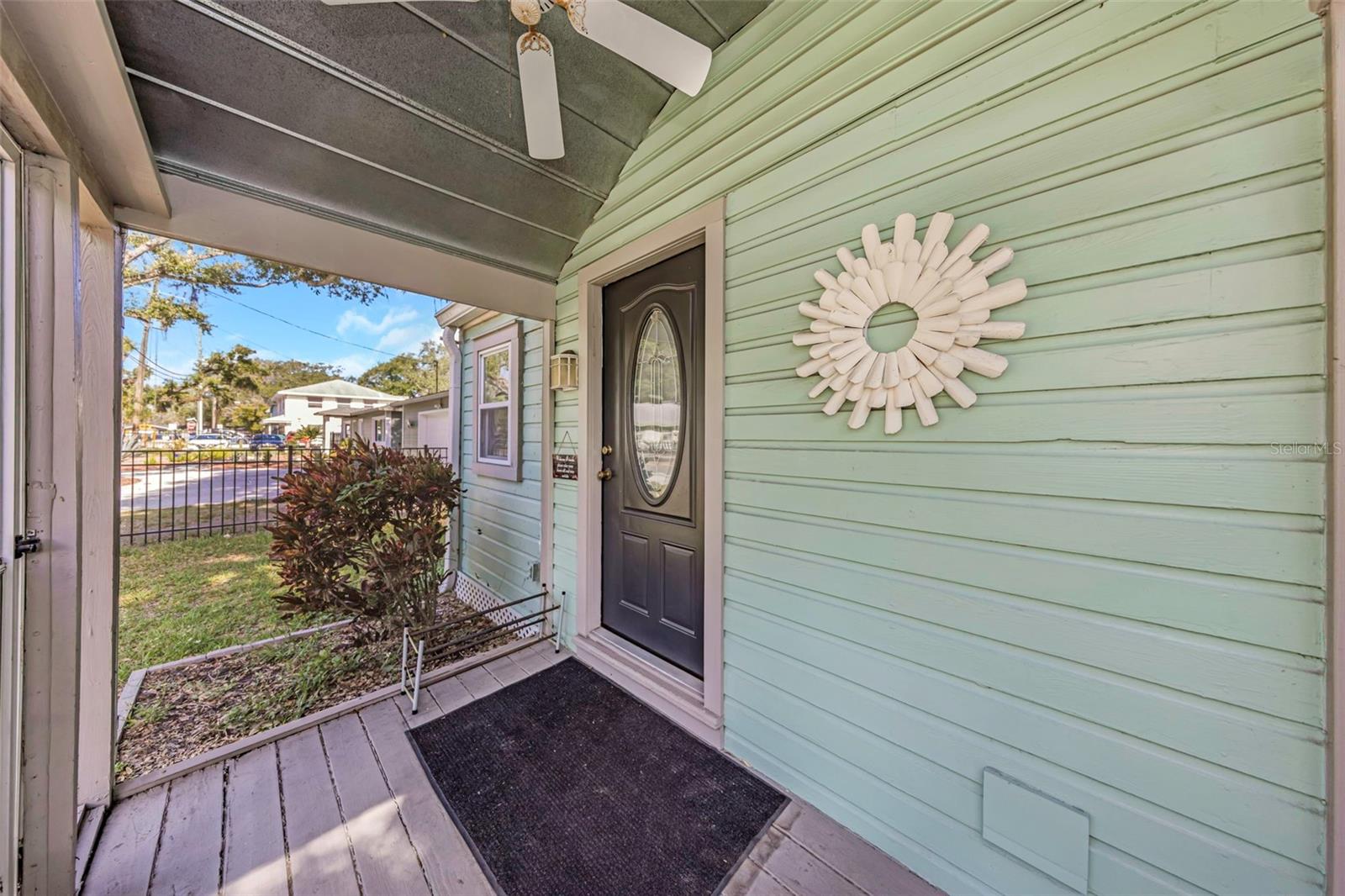 414 TAMPA RD — photo 45