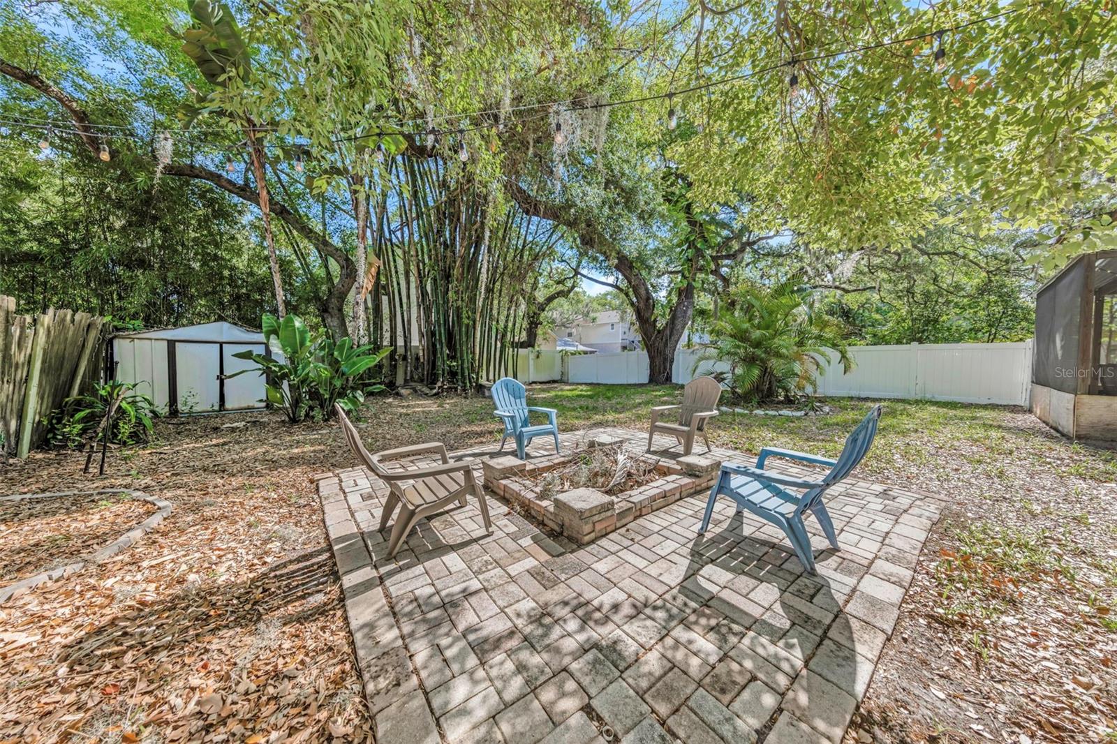 414 TAMPA RD — photo 38