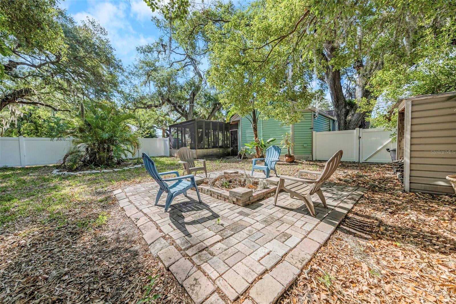 414 TAMPA RD — photo 3