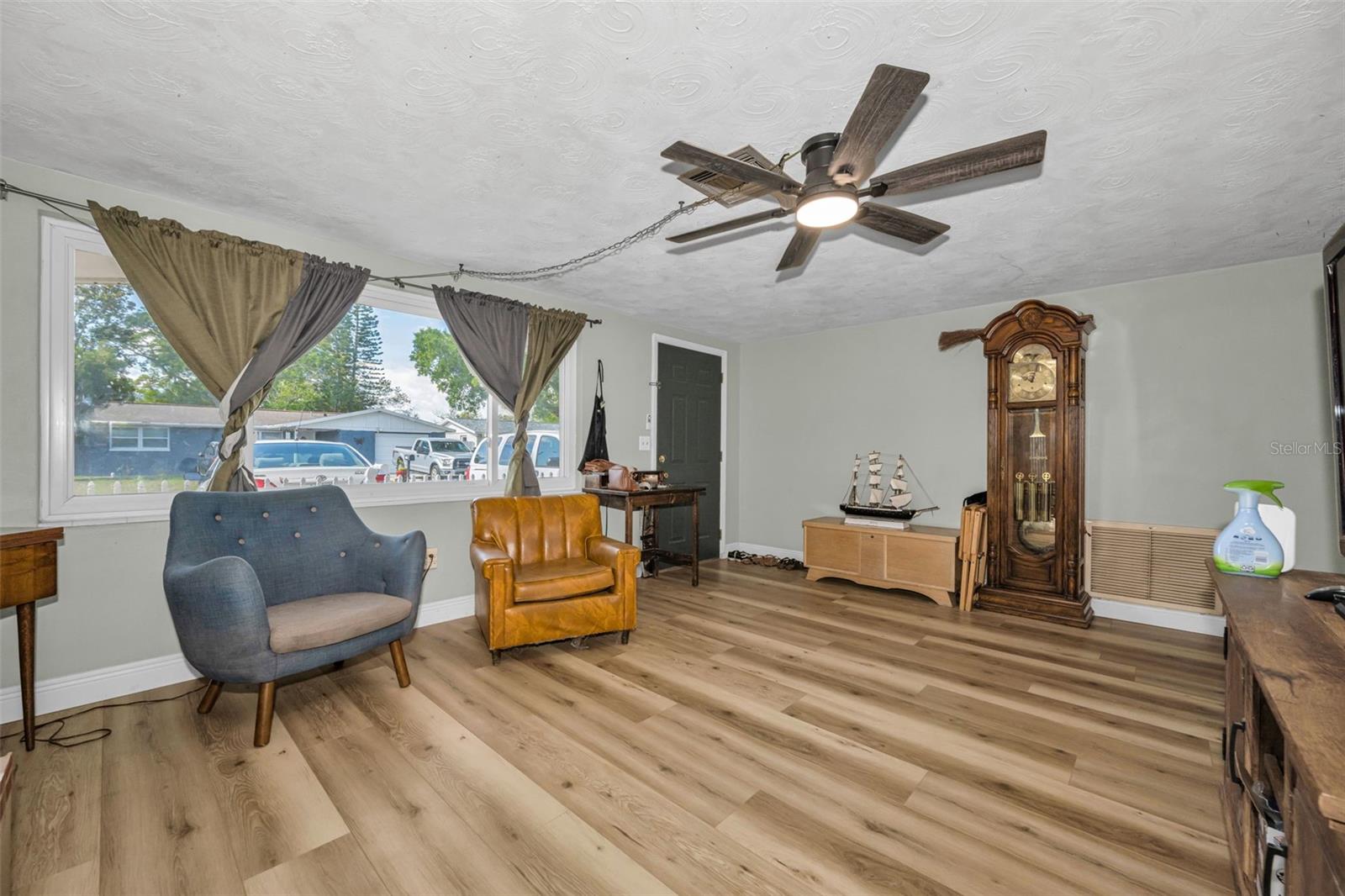 3541 BIGELOW DR — photo 8