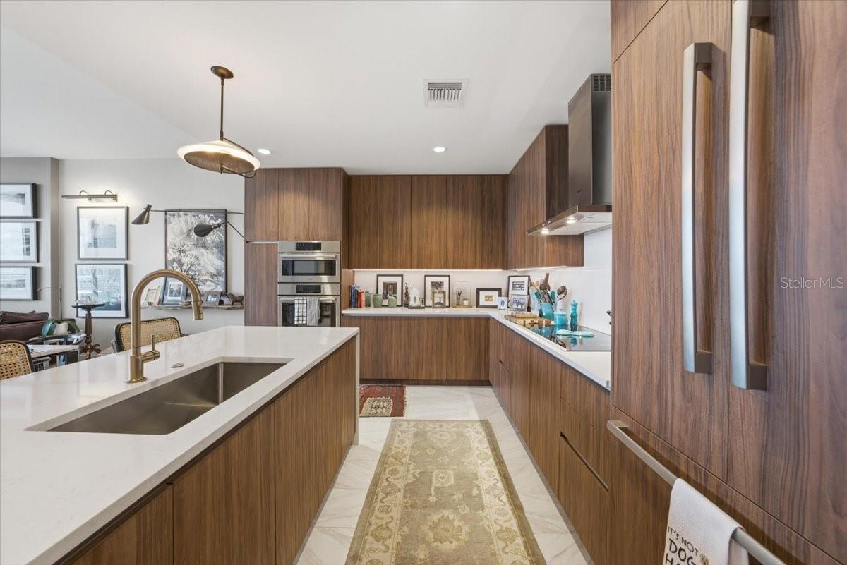 777 3RD AVE N #1606 — photo 7