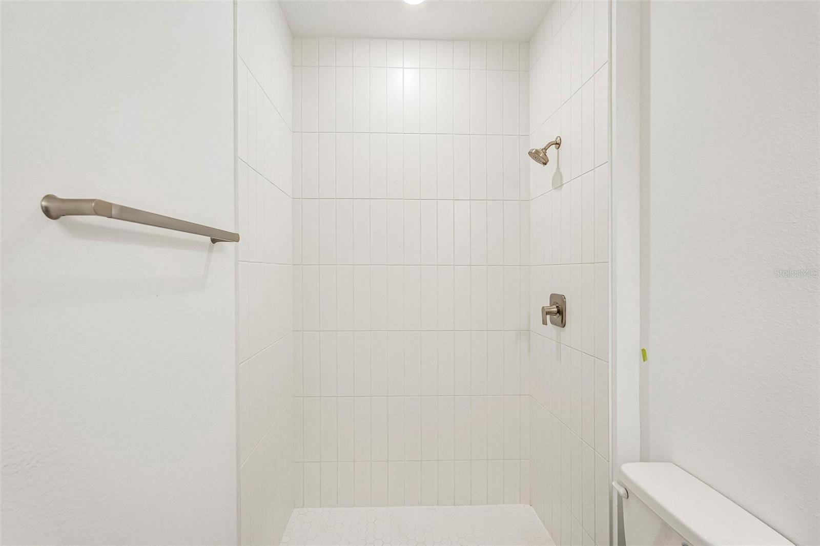 9706 CRYSTAL ISLES CIR — photo 16