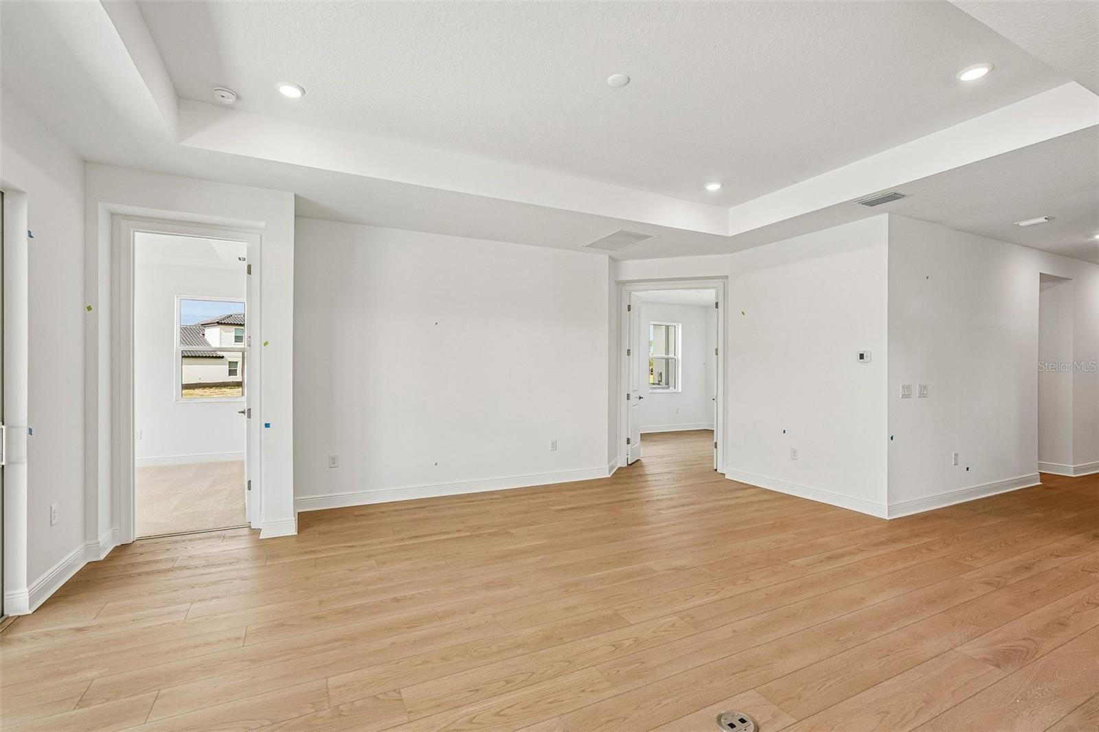 9706 CRYSTAL ISLES CIR — photo 11