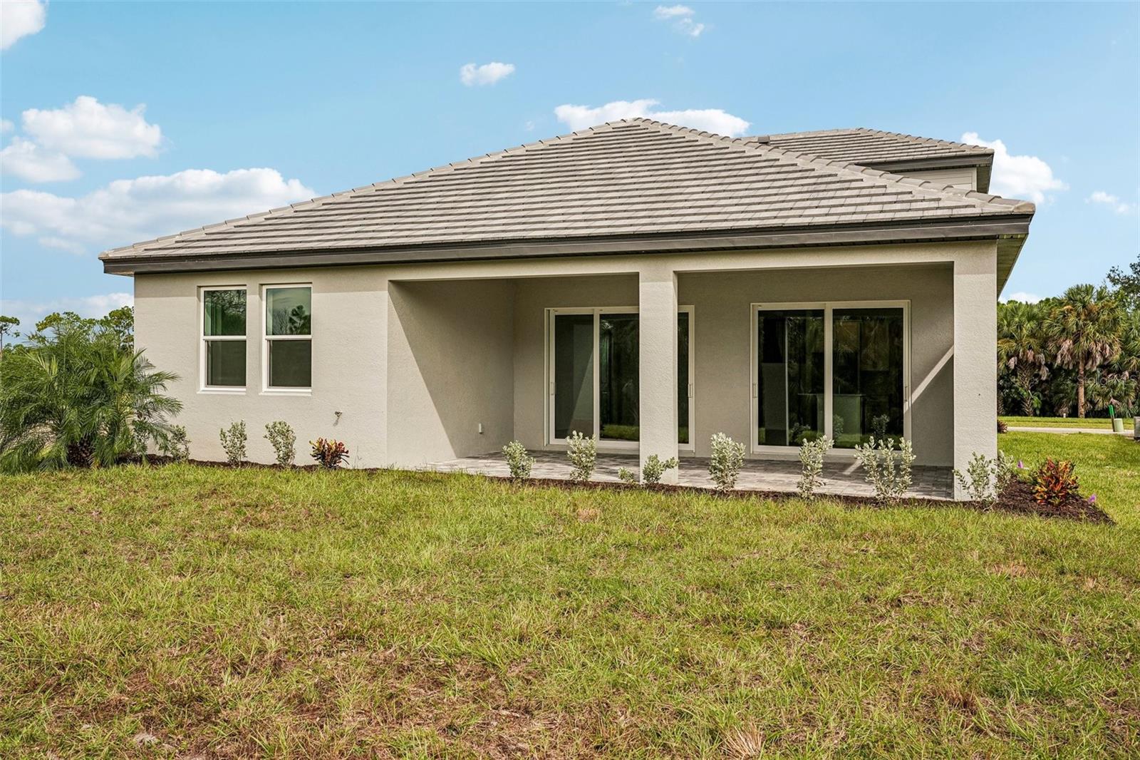 9706 CRYSTAL ISLES CIR — photo 2