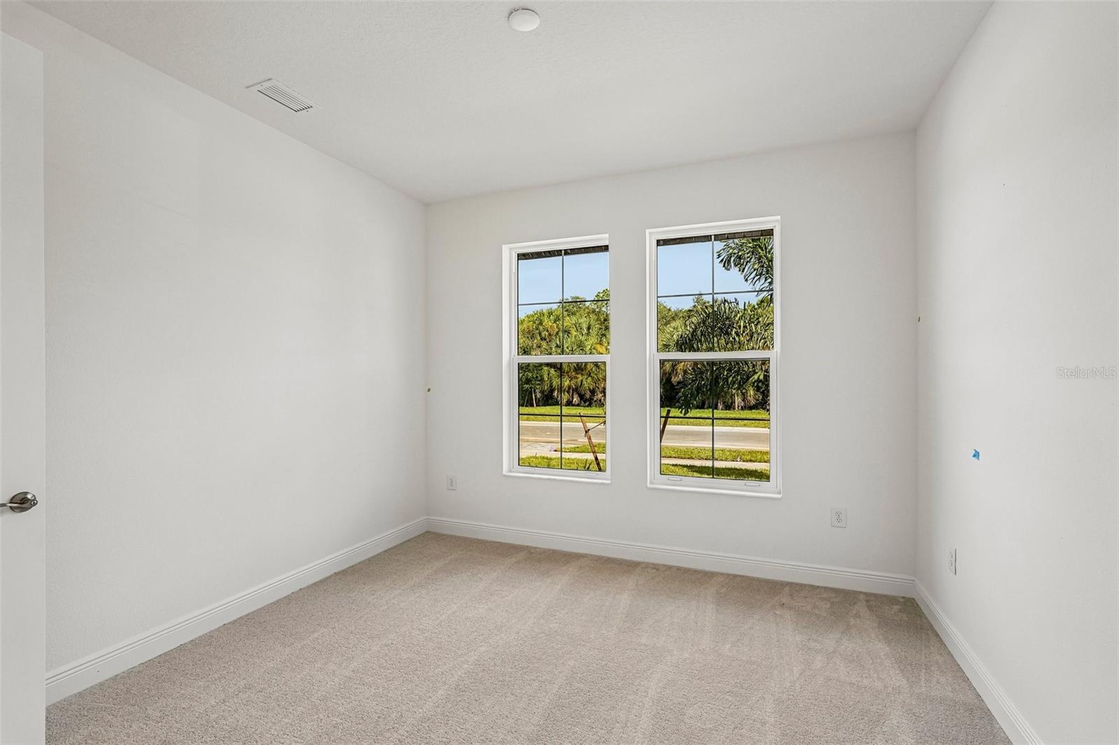 9706 CRYSTAL ISLES CIR — photo 14