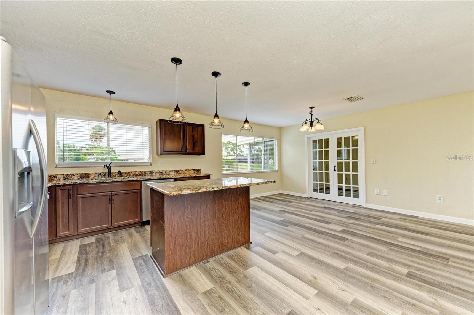 7120 ELYTON DR — photo 9