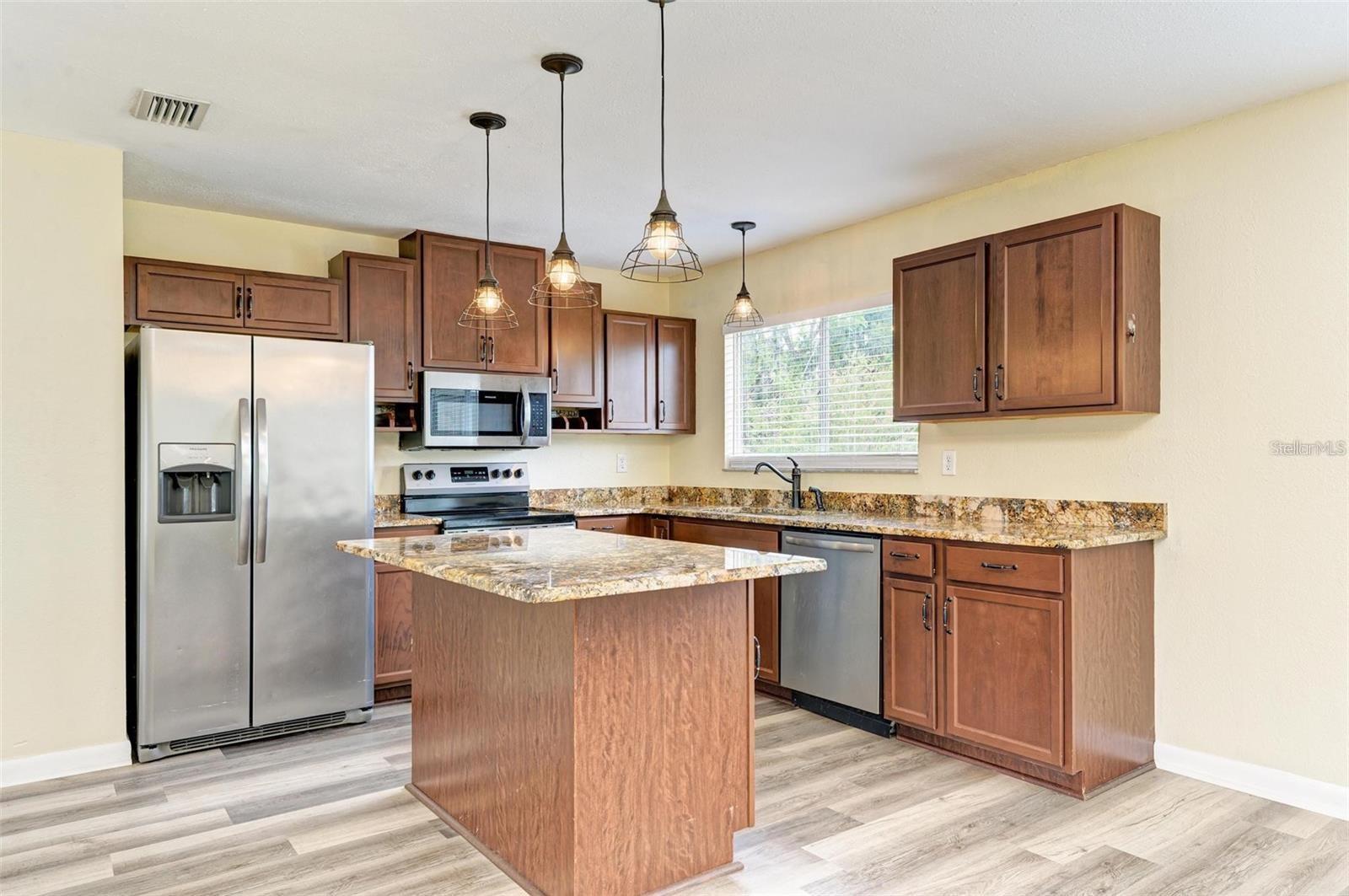 7120 ELYTON DR — photo 7