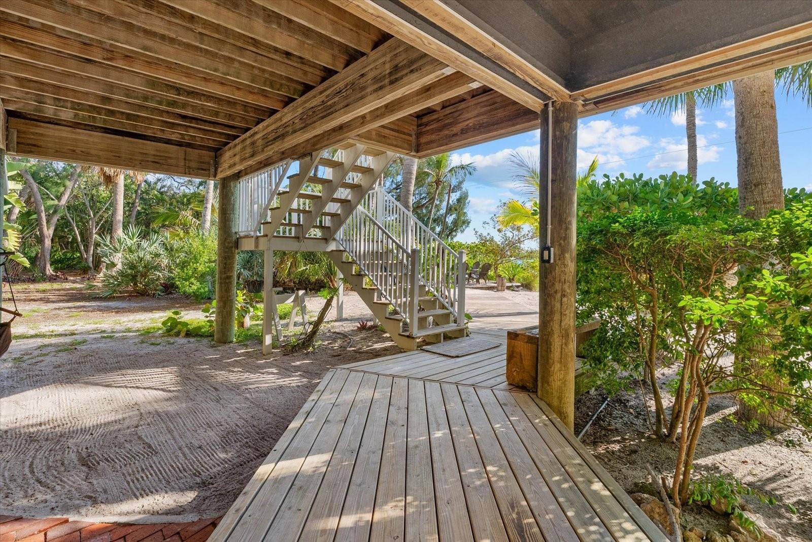 7143 LA LENAIRE DR — photo 43