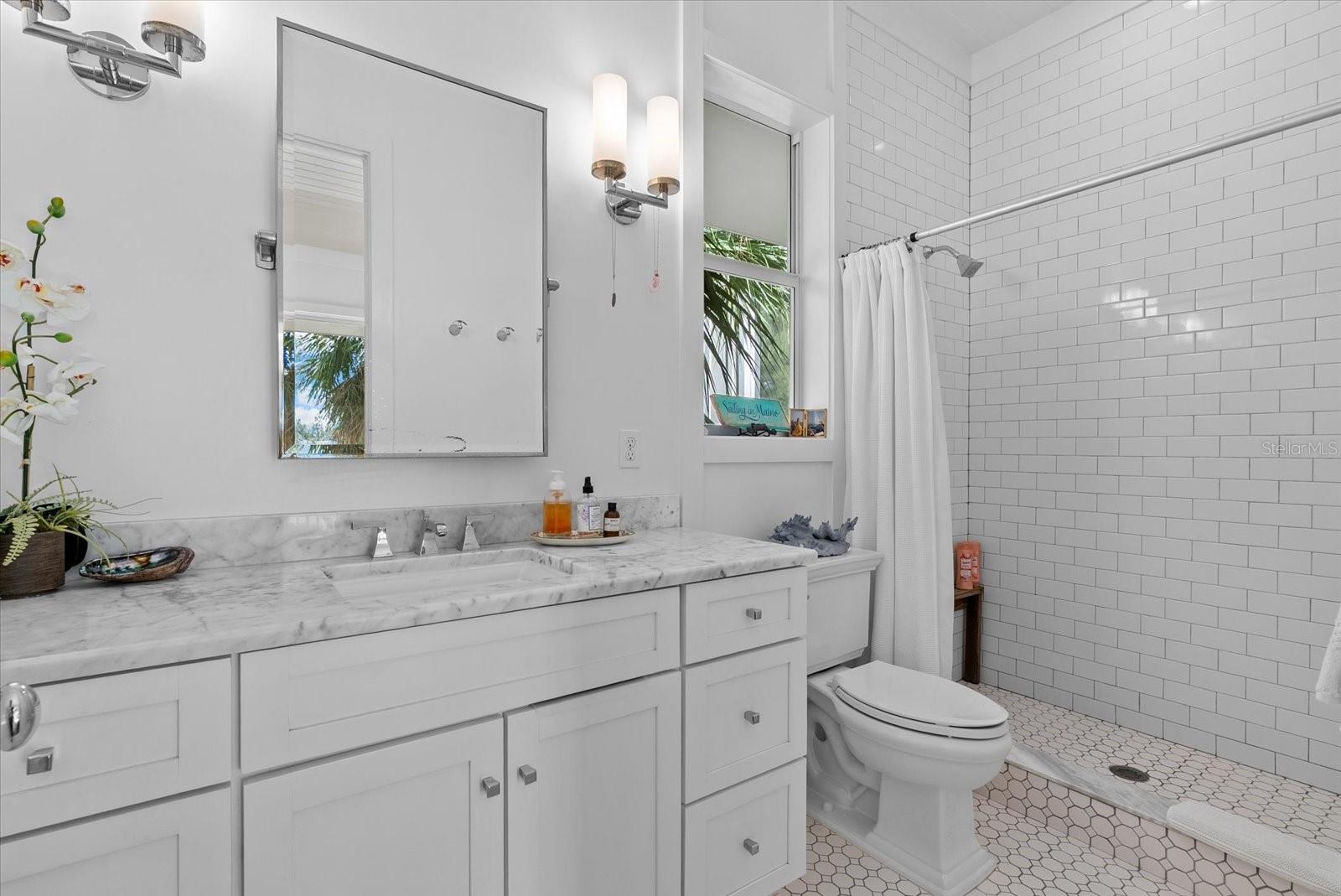 7143 LA LENAIRE DR — photo 21
