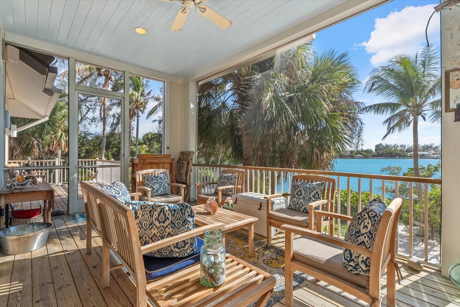 7143 LA LENAIRE DR — photo 40