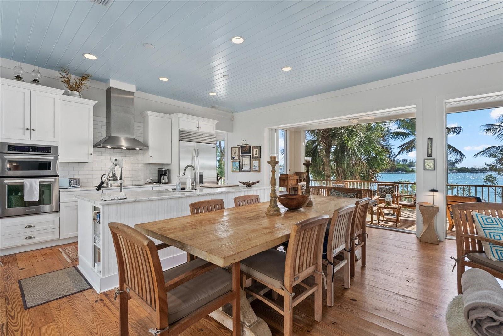 7143 LA LENAIRE DR — photo 17