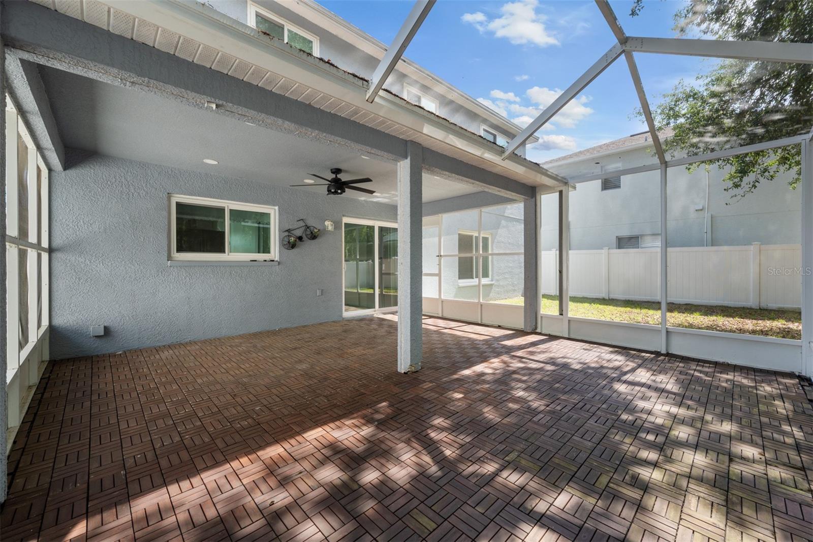 380 ROSALIND LN — photo 36