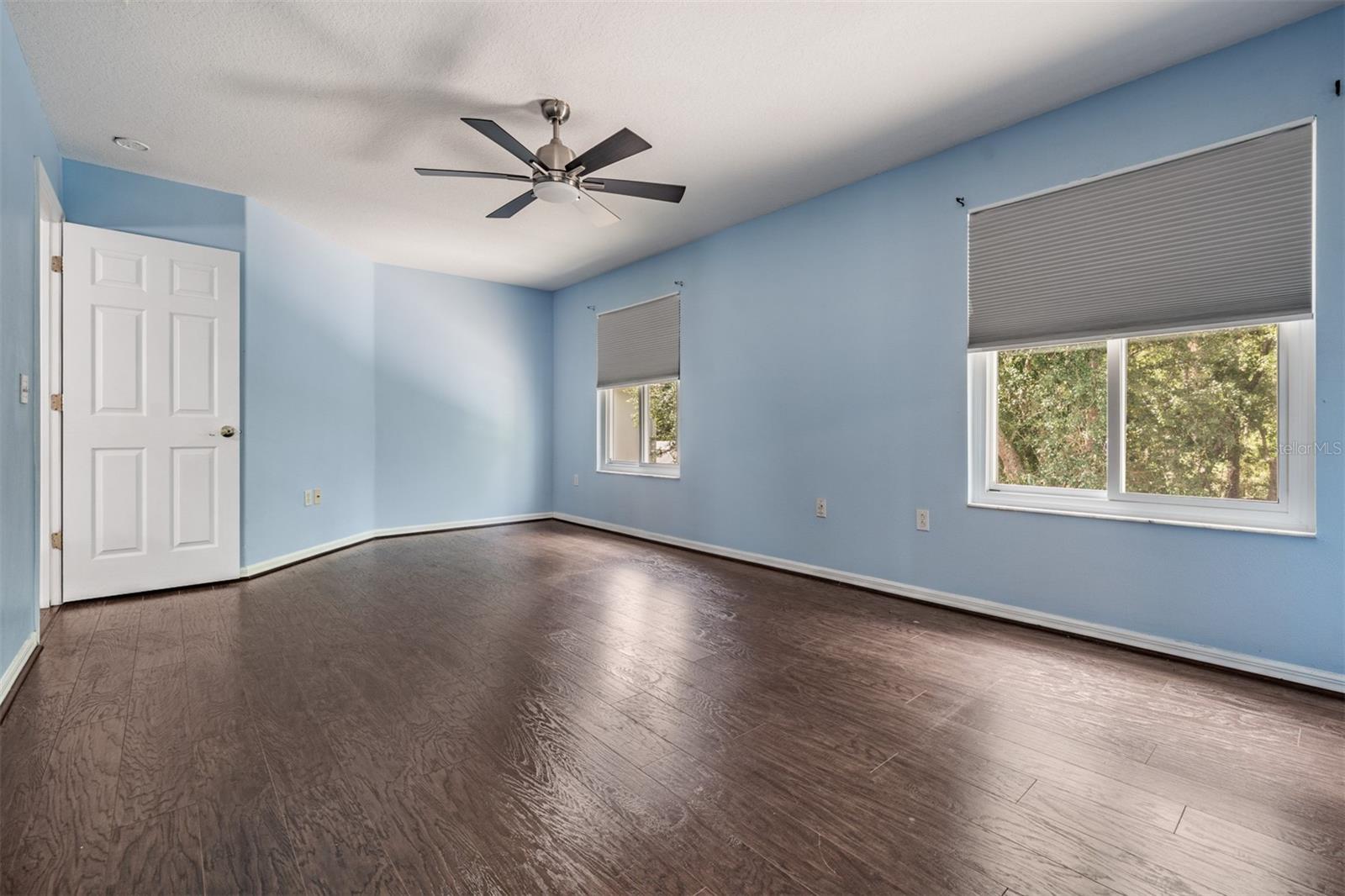 380 ROSALIND LN — photo 25