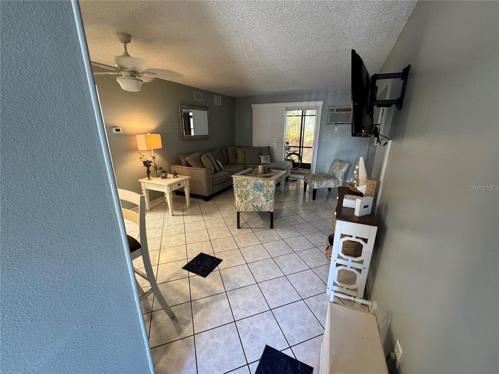 111 AIRPORT AVE W #107 — photo 6