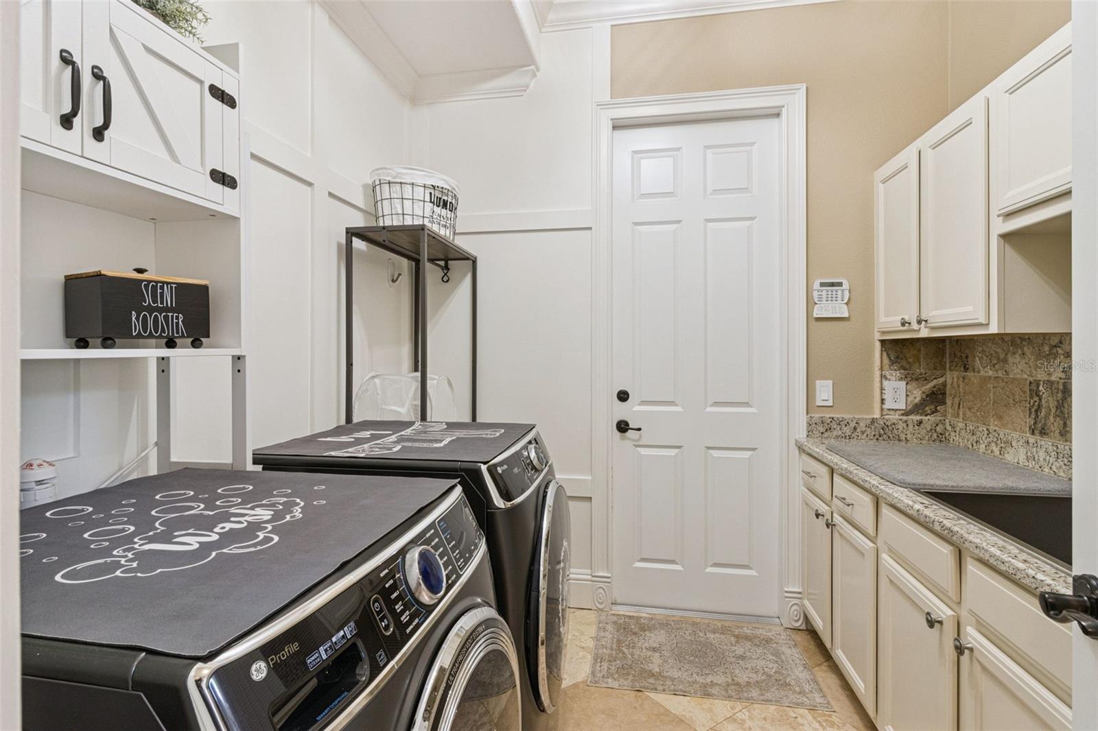 4524 STONE WALL LN — photo 45