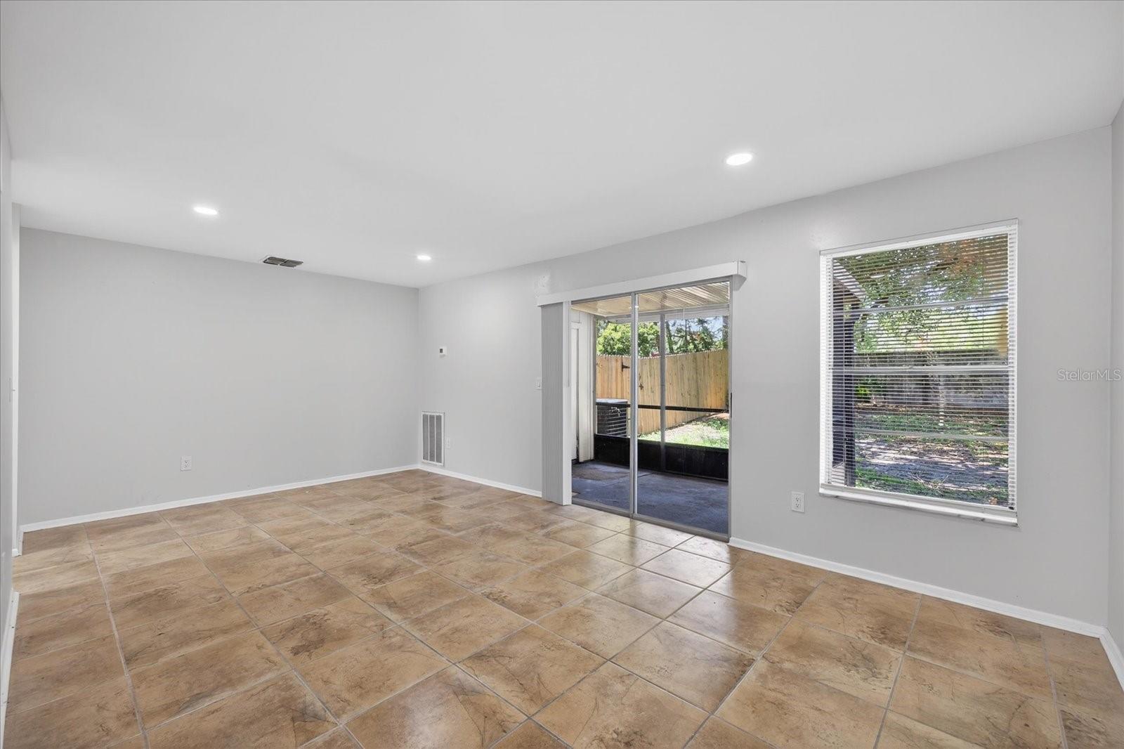 14024 VILLAGE TERRACE DR — photo 4