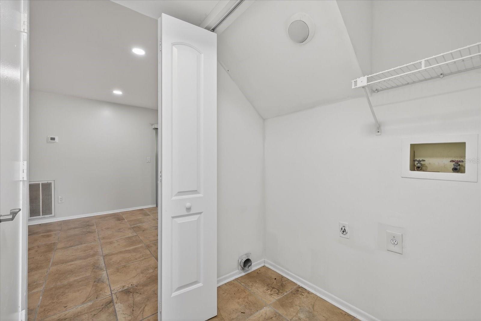 14024 VILLAGE TERRACE DR — photo 25