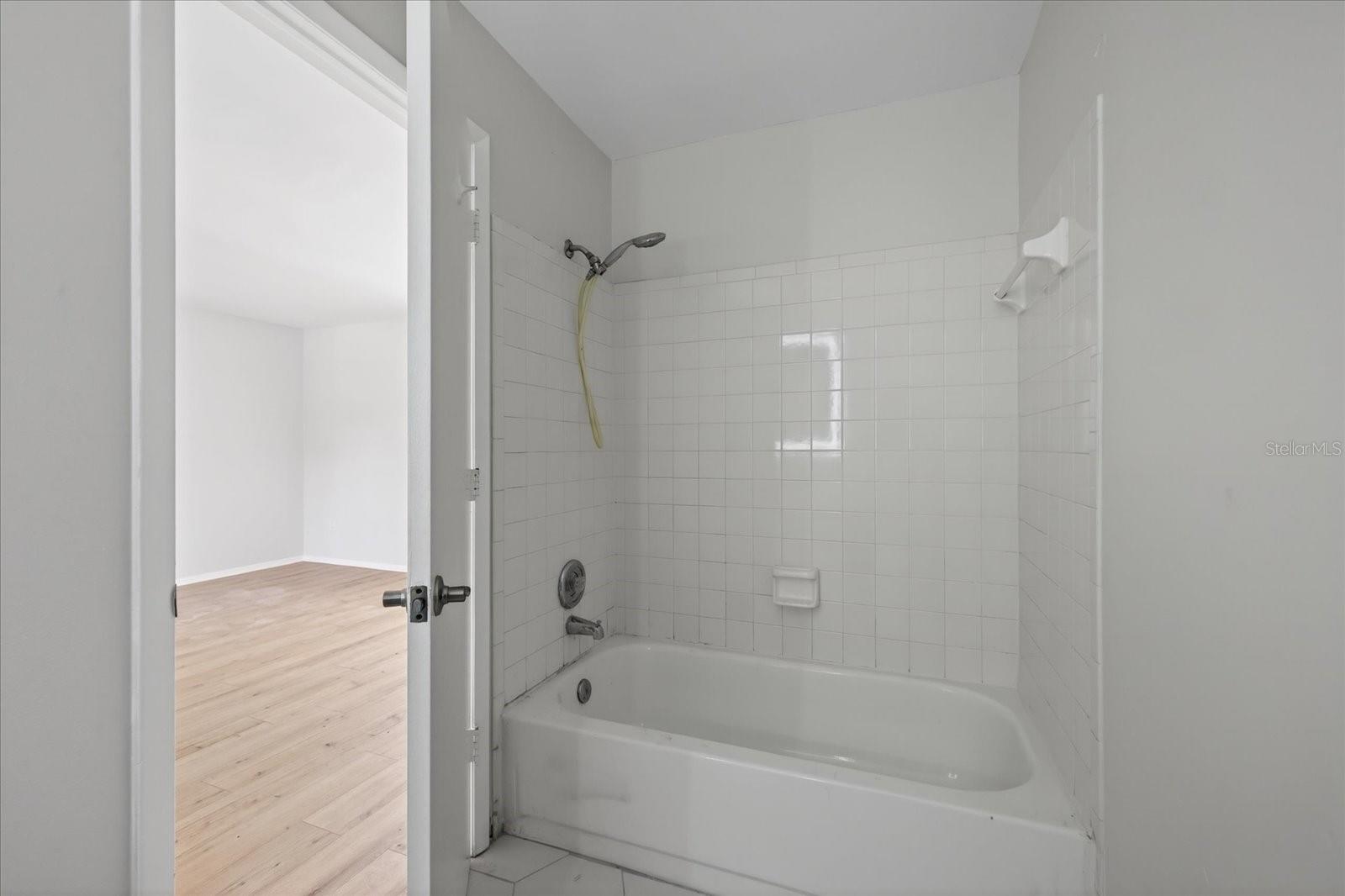 14024 VILLAGE TERRACE DR — photo 21