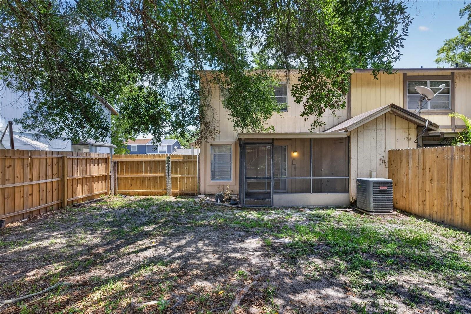 14024 VILLAGE TERRACE DR — photo 28
