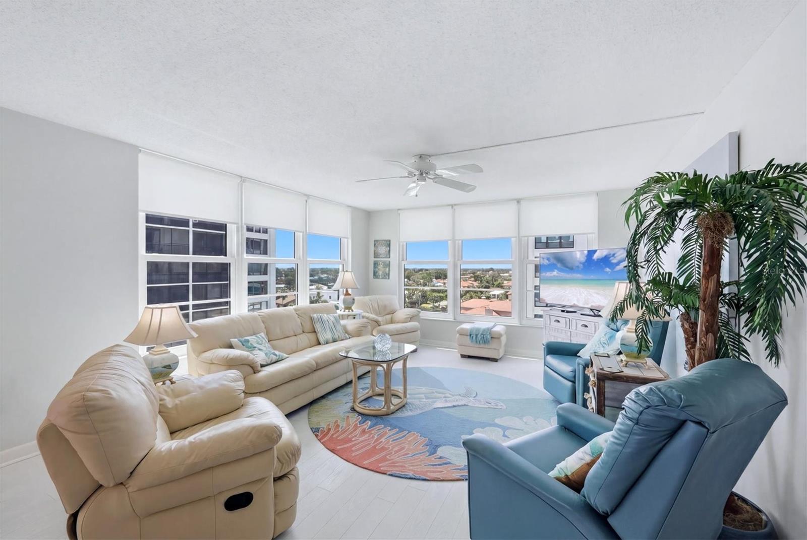 629 ALHAMBRA RD #702 — photo 4