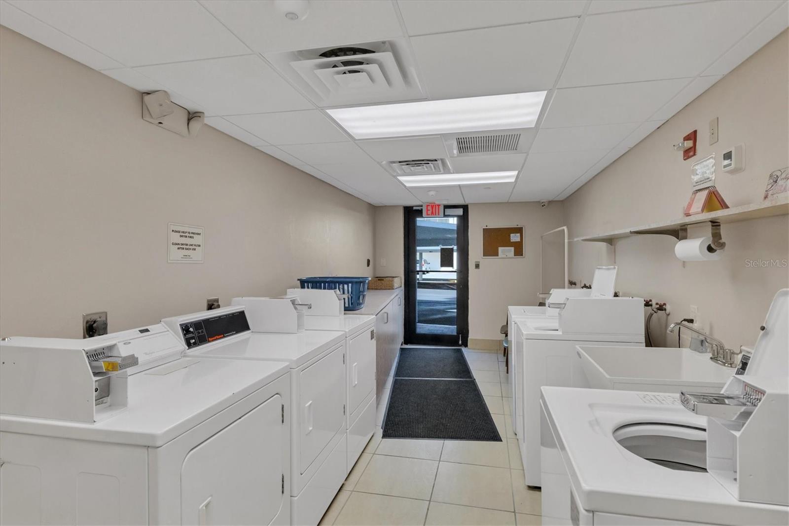 629 ALHAMBRA RD #702 — photo 34