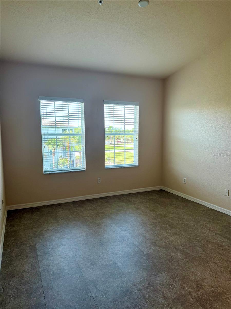 600 GARDENS EDGE DR #633 — photo 18