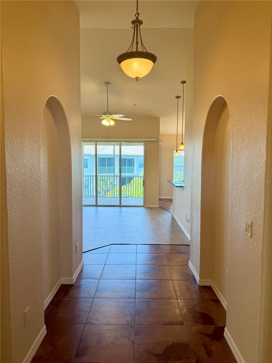 600 GARDENS EDGE DR #633 — photo 10