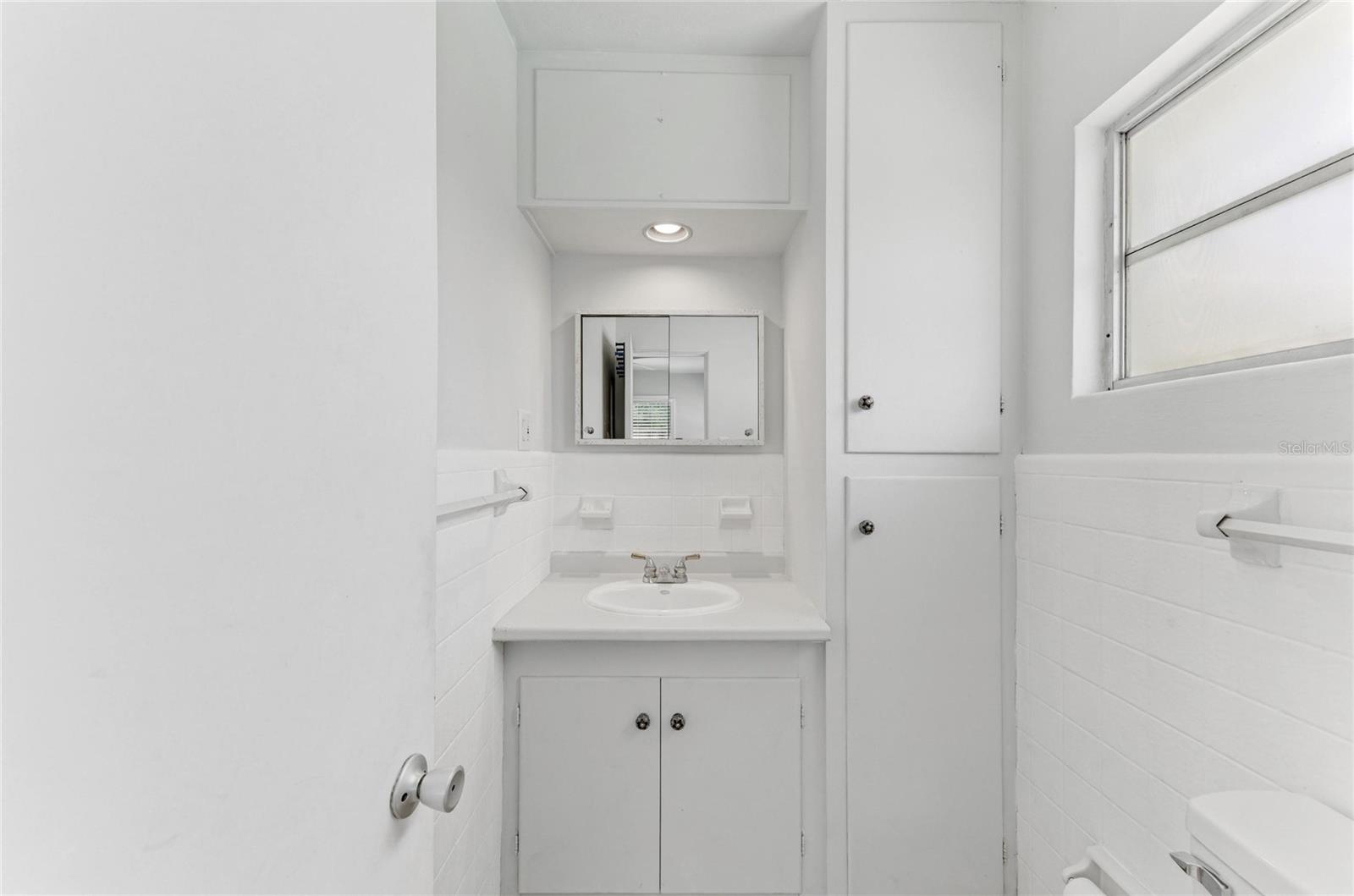 312 WINFIELD WAY — photo 38