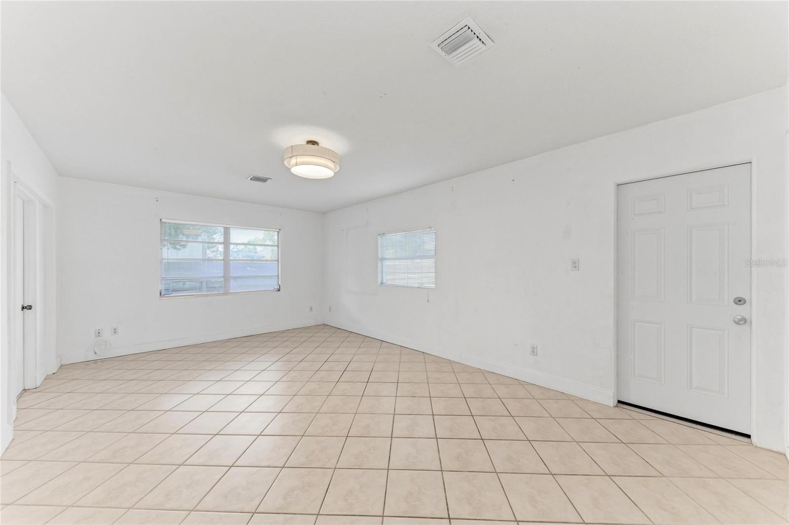 312 WINFIELD WAY — photo 26