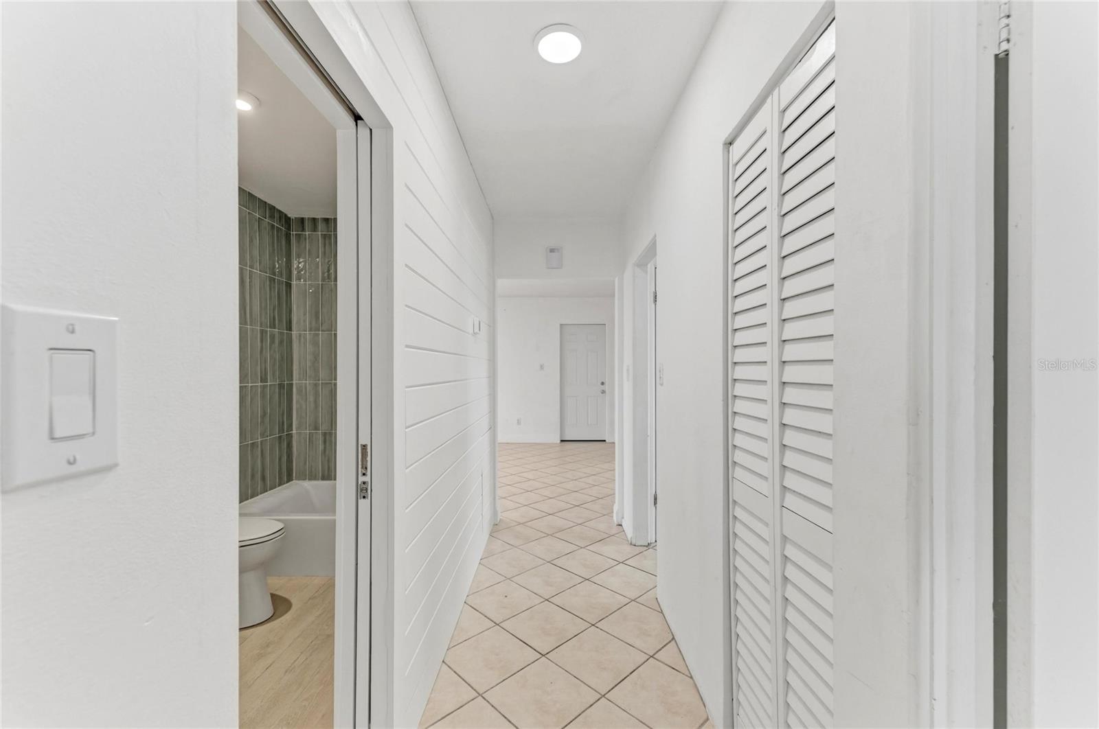 312 WINFIELD WAY — photo 33