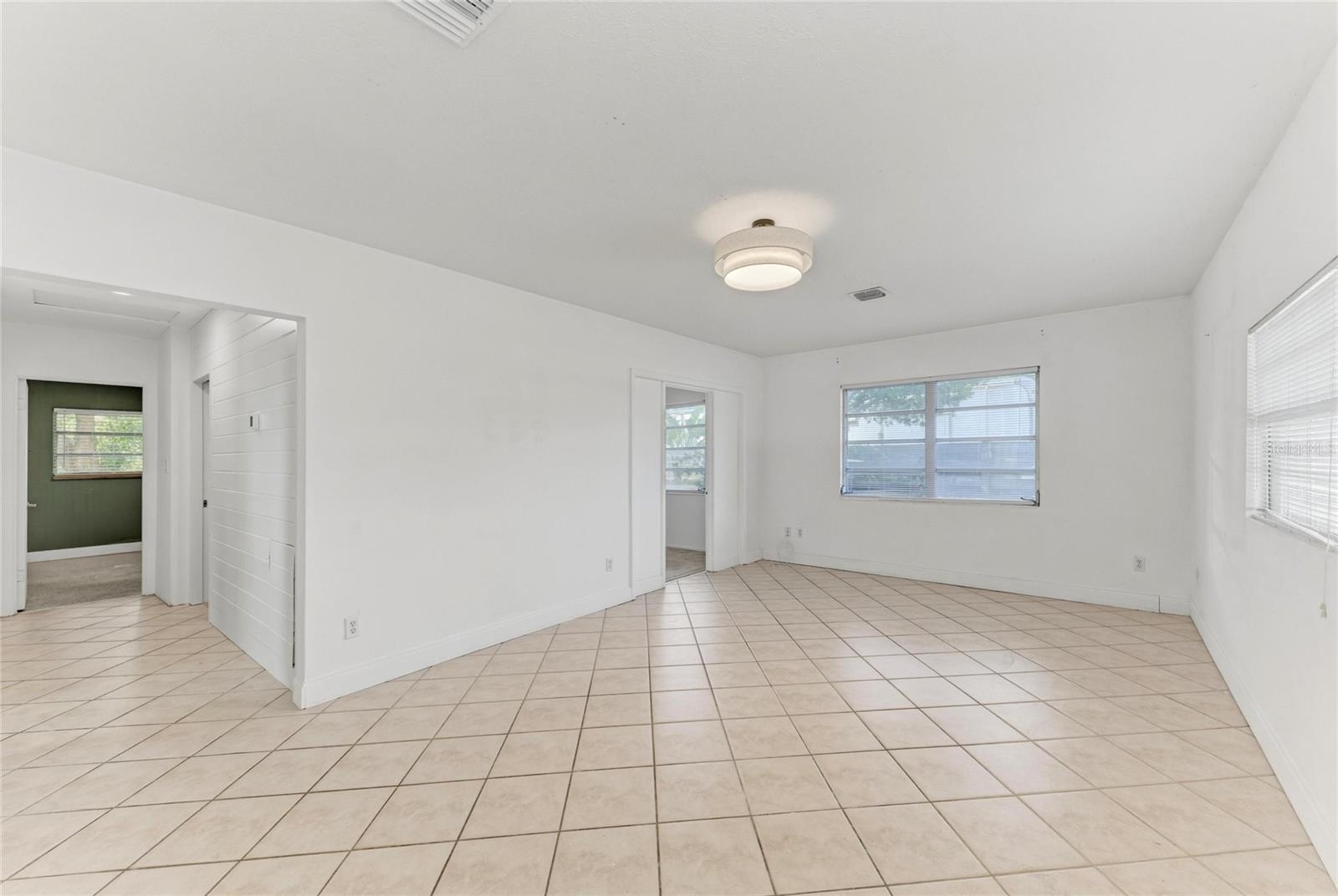 312 WINFIELD WAY — photo 31