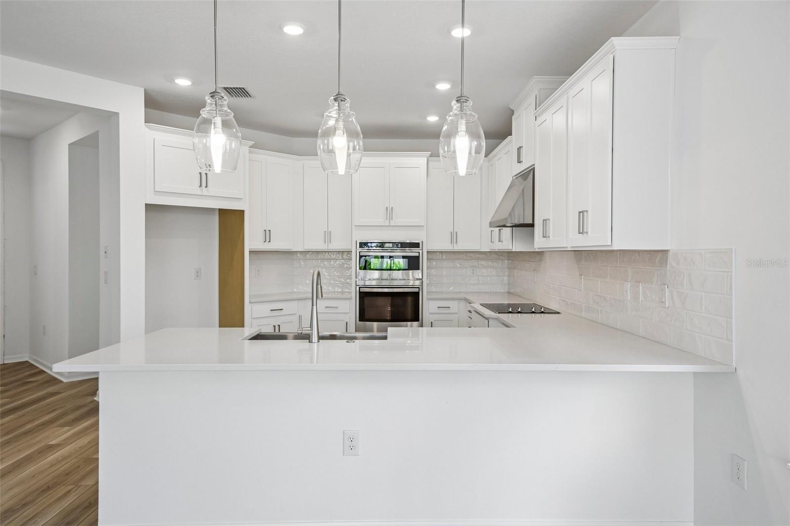 7012 FOXBORO WAY — photo 16