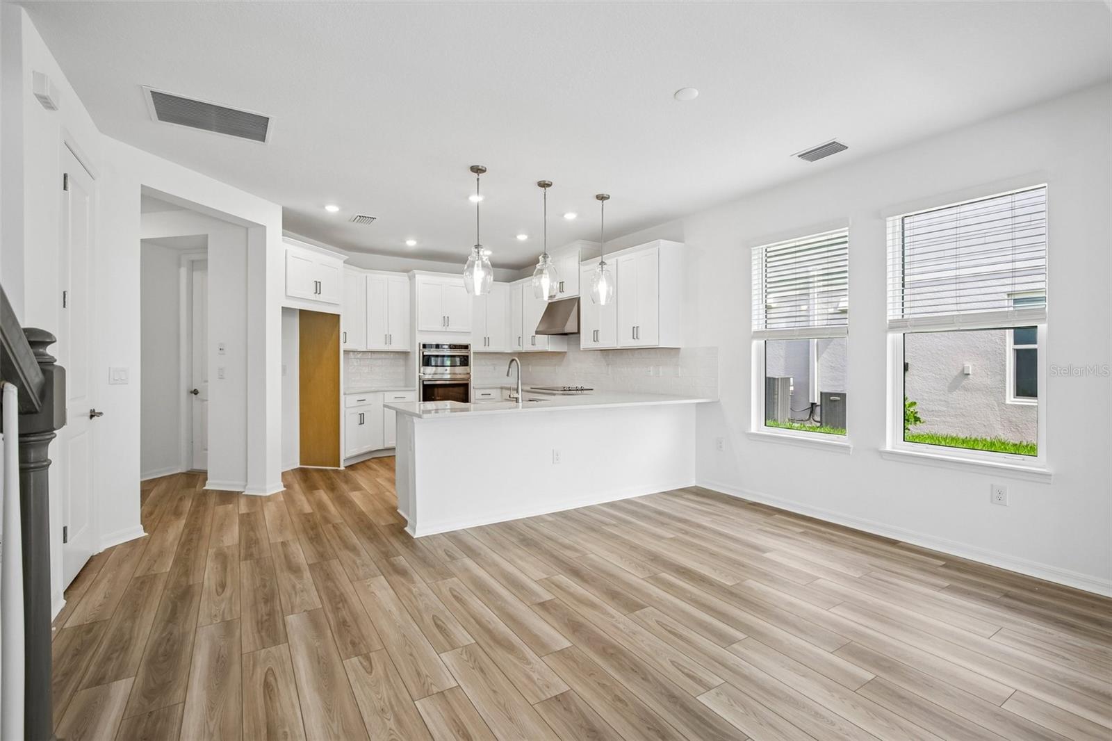 7012 FOXBORO WAY — photo 12