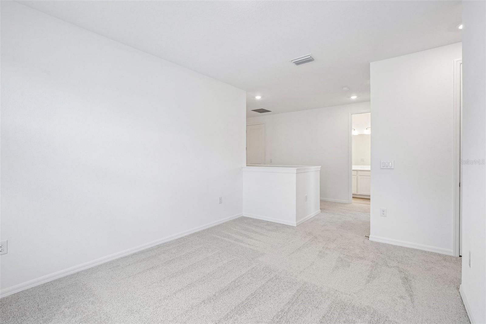 7012 FOXBORO WAY — photo 42