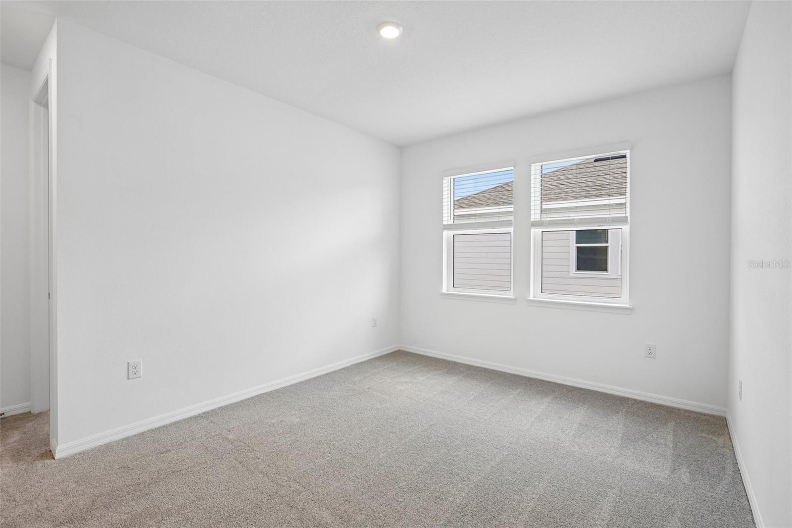 7012 FOXBORO WAY — photo 41