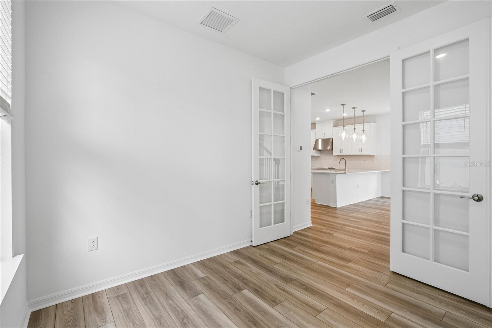 7012 FOXBORO WAY — photo 26